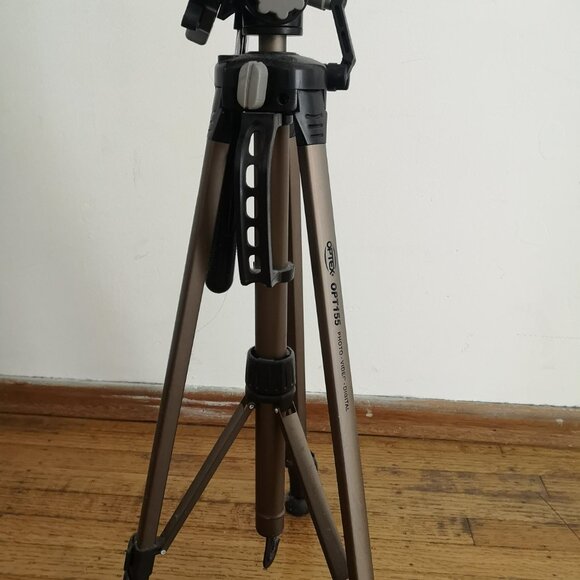 Optex OPT155 Tripod For Photo, Video, Digital - Picture 5 of 5